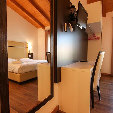 Thai Orchidee Restaurant&Rooms Γκάρντα Εξωτερικό φωτογραφία
