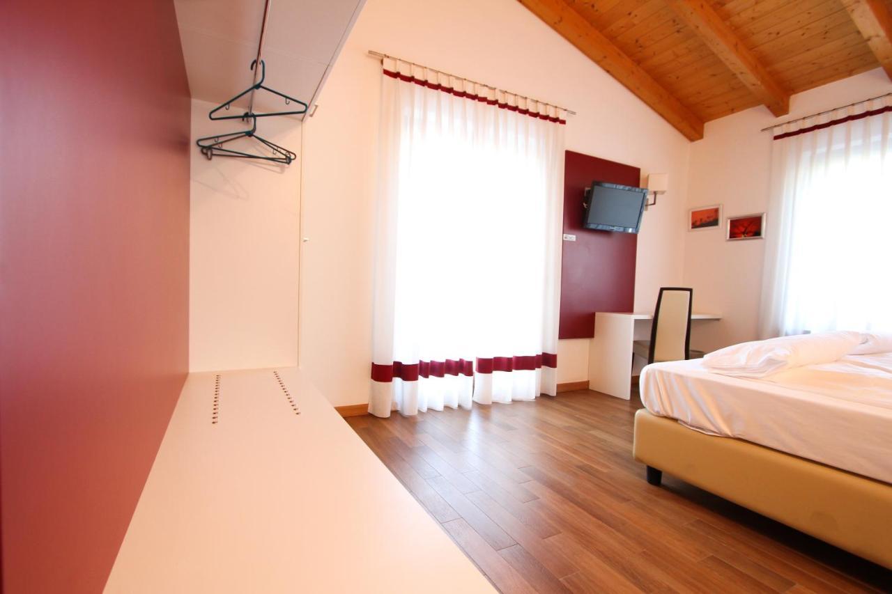 Thai Orchidee Restaurant&Rooms Γκάρντα Εξωτερικό φωτογραφία