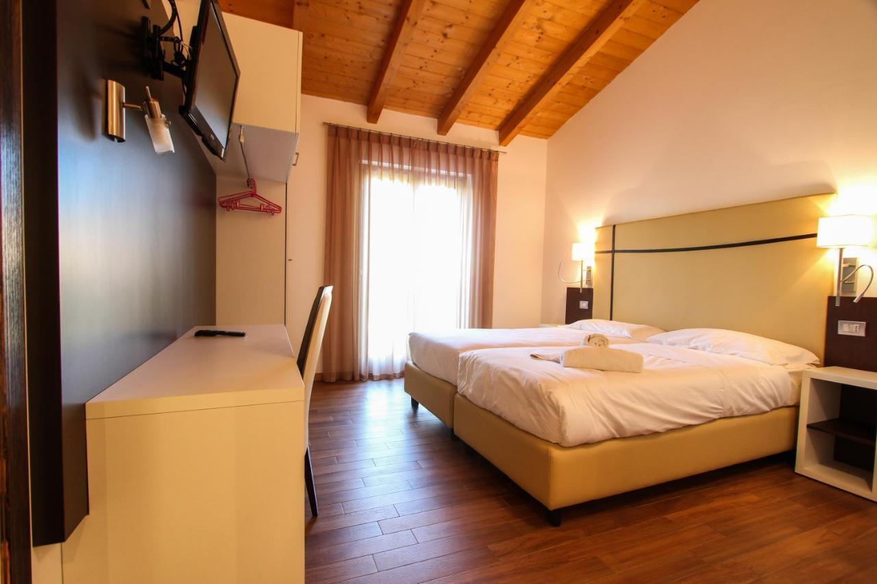 Thai Orchidee Restaurant&Rooms Γκάρντα Εξωτερικό φωτογραφία